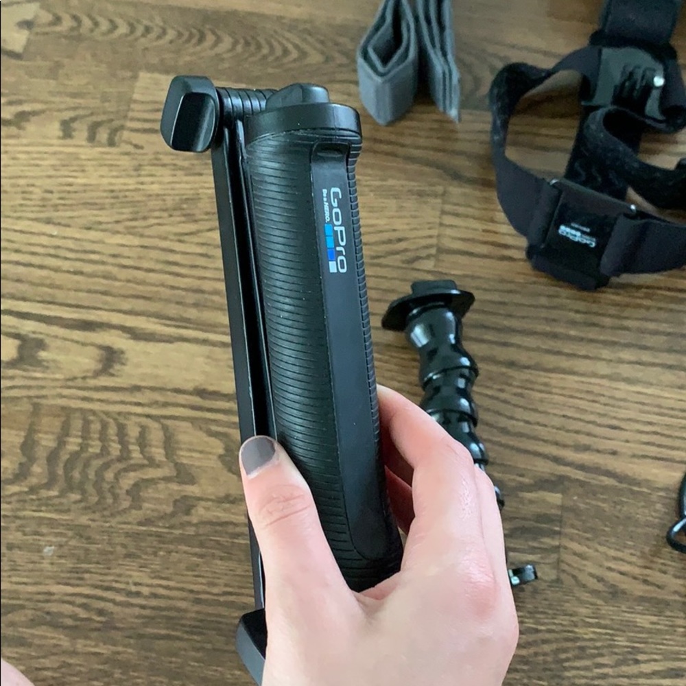 GoPro hero 4 and kit - Picture 7 of 8